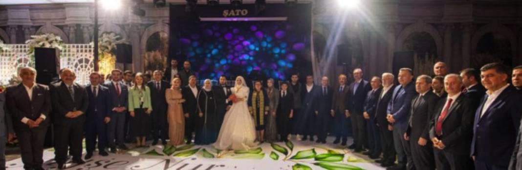Gaziantep'te Muhteşem Düğün Ve Nikah! Mehmet Haz'a 30 Şahitli Bakanlı Nikah! Gaziantep'te Bu Düğüne 1500 Kişi Katıldı 6